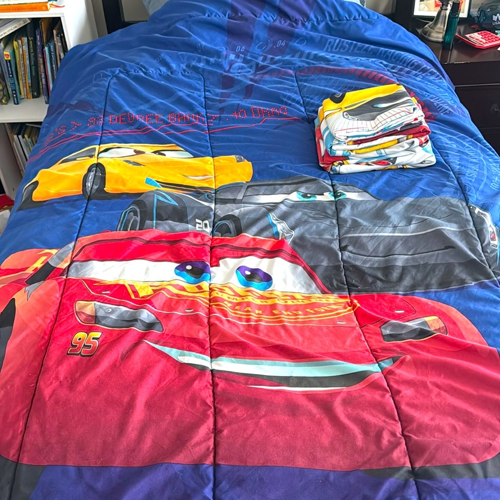 CARS Comf and sheet Set